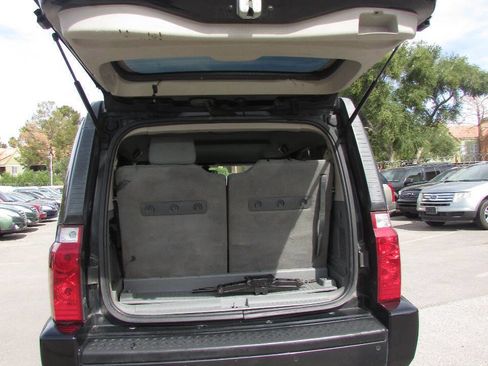 Used 2007 Jeep Commander Sport image 17