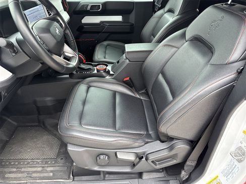 Used 2025 Ford Bronco Stroppe Edition image 9