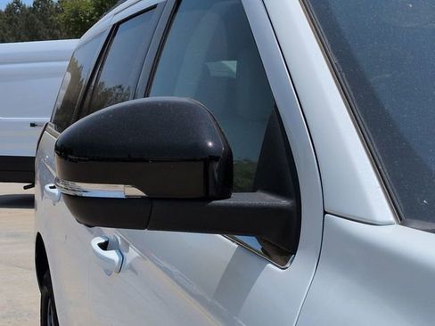 New 2026 Ford Expedition Active RWD image 11