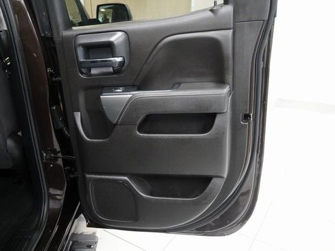 Used 2018 Chevrolet Silverado 1500 LT w/ All Star Edition image 27