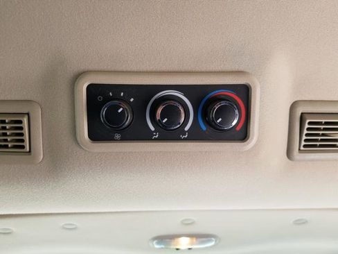 Used 2015 Chevrolet Express 2500 LS image 15