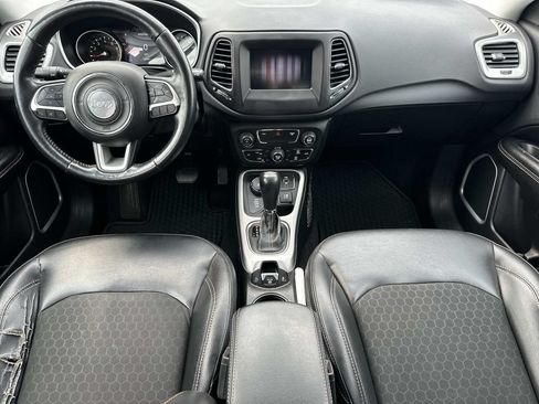 Used 2018 Jeep Compass Latitude w/ Popular Equipment Group AWD/4WD image 13