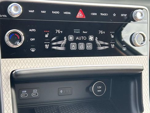 New 2026 Genesis GV80 2.5T Advanced image 37