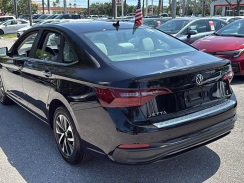 Used 2024 Volkswagen Jetta S FWD image 5