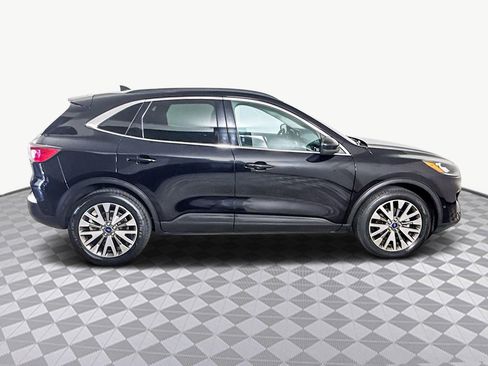 Used 2021 Ford Escape Titanium image 11