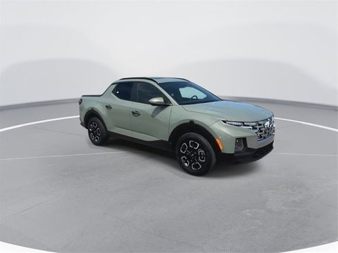 Used 2024 Hyundai Santa Cruz SEL w/ Activity Package image 2