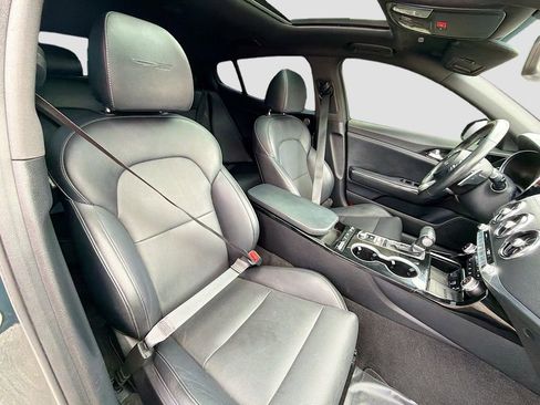 Used 2022 Kia Stinger GT-Line w/ Sun & Sound Package RWD image 30