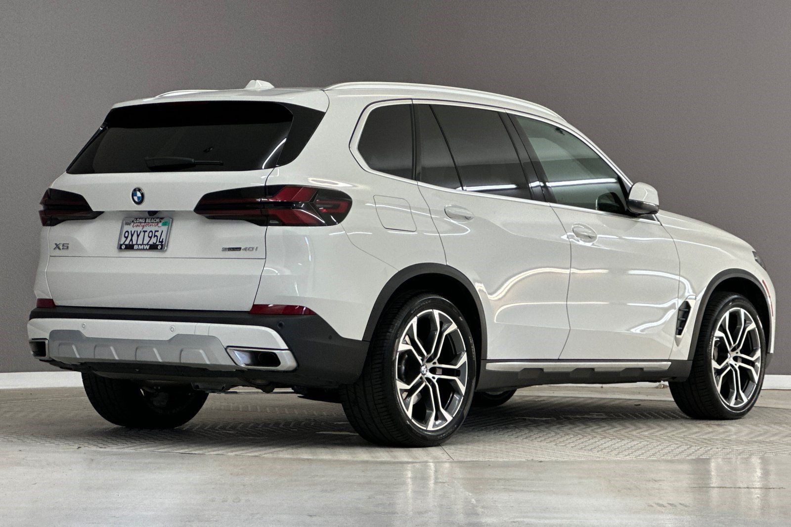 Used 2026 BMW X5 sDrive40i RWD image 8