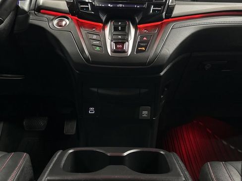 Used 2024 Honda Odyssey Sport image 22