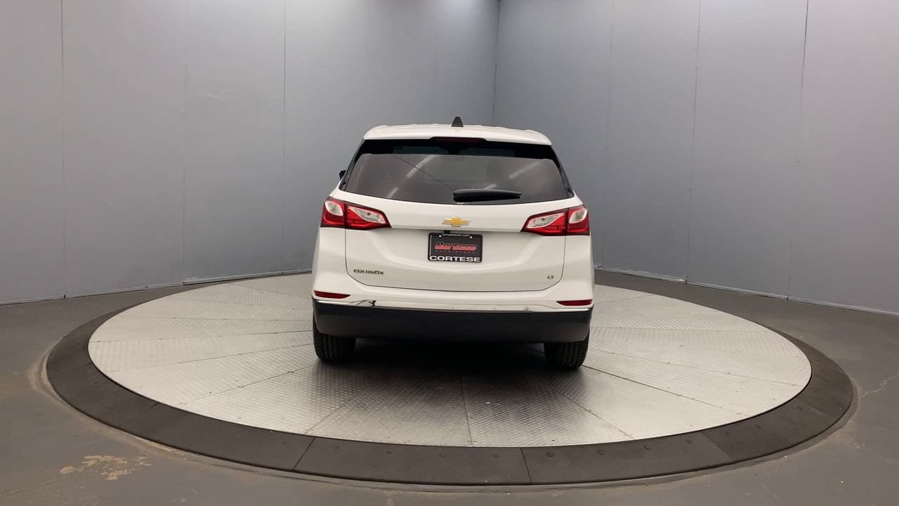 Used 2020 Chevrolet Equinox LT w/ Driver Convenience Package FWD image 4