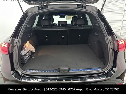 Certified 2025 Mercedes-Benz GLC 300 image 23