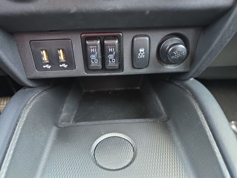 Used 2022 Mitsubishi Outlander Sport SE FWD image 25