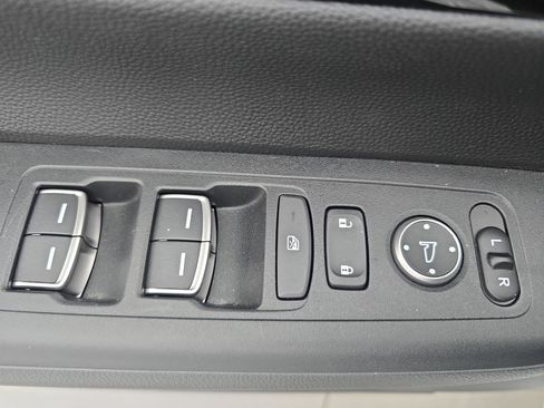 Used 2023 Honda CR-V EX-L image 28