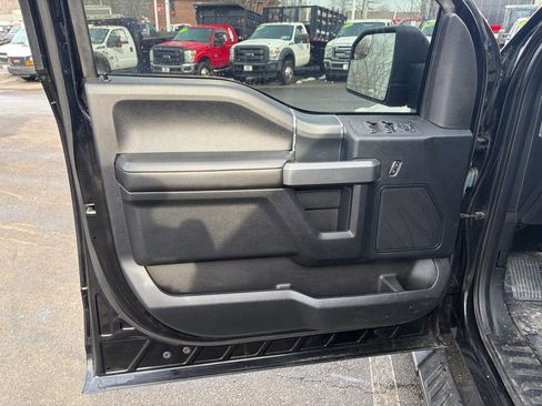 Used 2018 Ford F150 XLT w/ Equipment Group 302A Luxury image 24