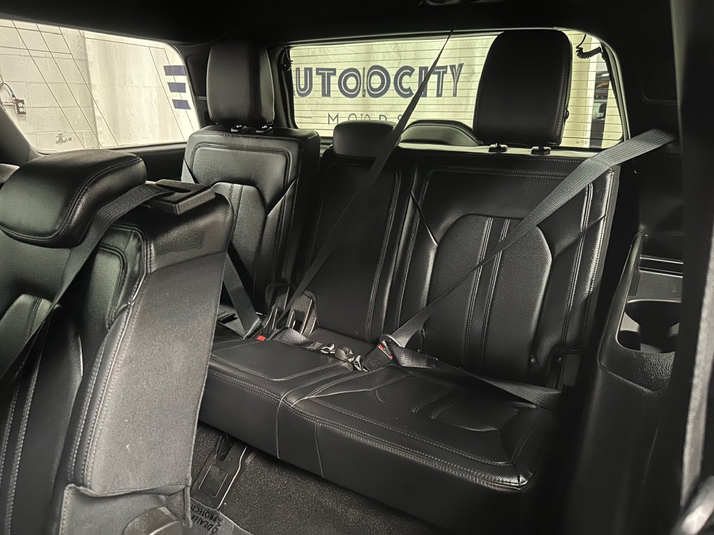 Used 2021 Ford Expedition Limited AWD/4WD image 24