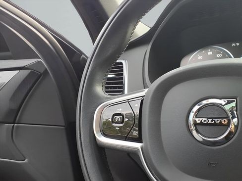 Used 2022 Volvo XC90 T6 Inscription w/ Advanced Package image 12