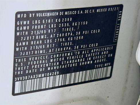 Used 2021 Volkswagen Tiguan SE image 12