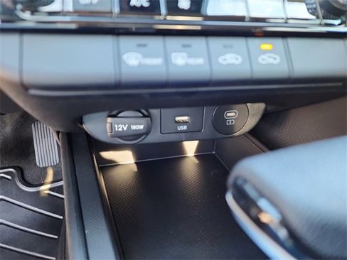 New 2025 Hyundai Elantra Blue image 18
