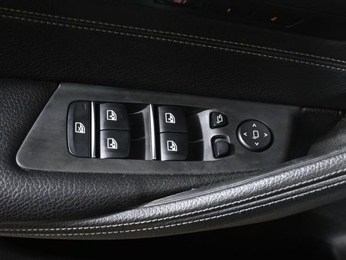 Used 2018 BMW M550i xDrive image 31