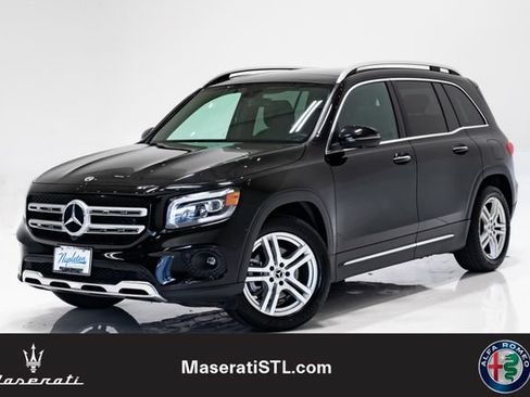 Used 2023 Mercedes-Benz GLB 250 4MATIC w/ Premium Package image 1