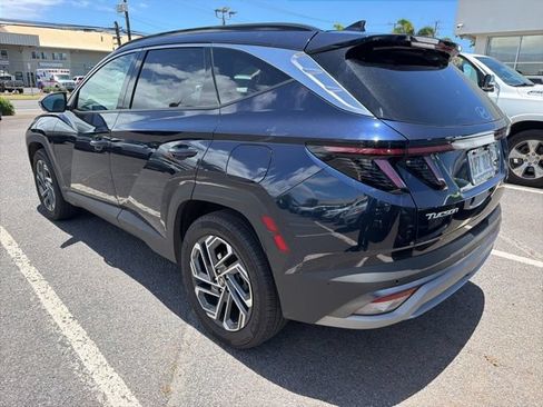 Used 2025 Hyundai Tucson Limited AWD/4WD image 4