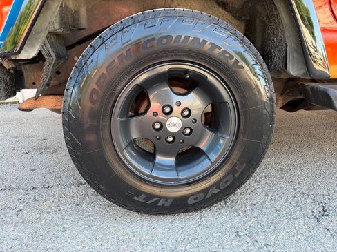 Used 2003 Jeep Wrangler Sahara AWD/4WD image 30