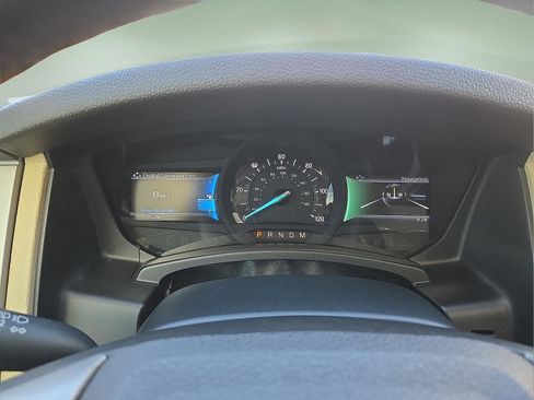 Used 2016 Ford Expedition Limited w/ Equipment Group 301A image 23