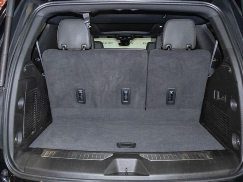 Used 2023 Chevrolet Tahoe High Country image 25