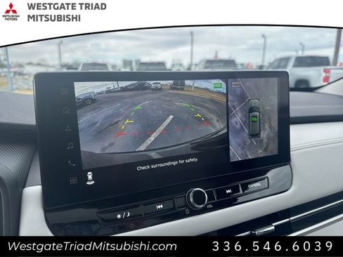 New 2026 Mitsubishi Outlander SEL image 25