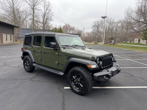 Used 2022 Jeep Wrangler Unlimited Sport AWD/4WD image 3