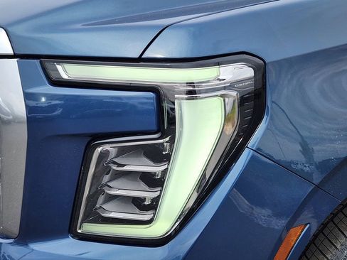 New 2026 GMC Yukon Denali image 5