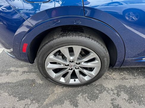 Used 2023 Buick Envision Avenir AWD/4WD image 11