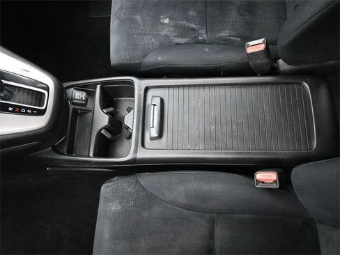 Used 2012 Honda CR-V LX image 32