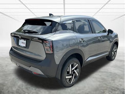 New 2026 Nissan Kicks SV FWD image 5