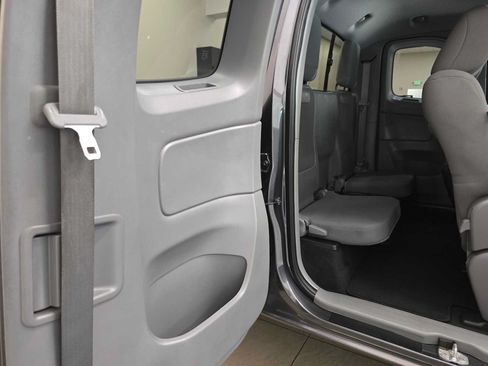 Used 2012 Toyota Tacoma 2WD Access Cab w/ SR5 Pkg image 24