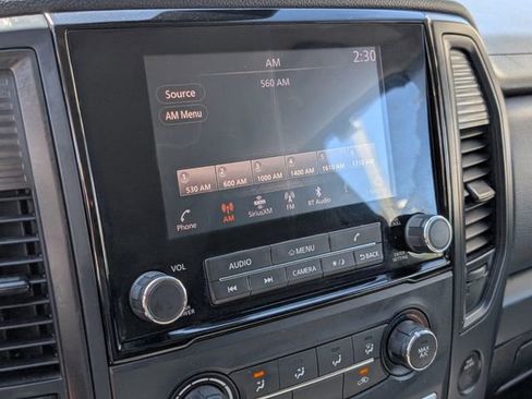 Used 2022 Nissan Titan S image 25