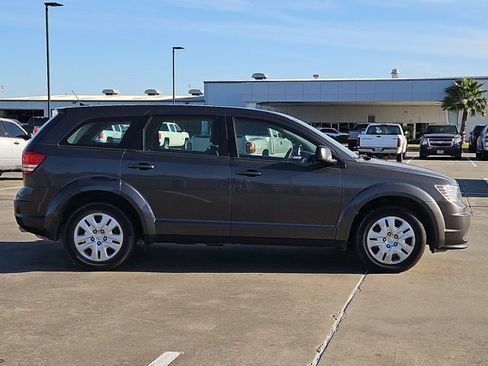 Used 2015 Dodge Journey American Value Package w/ Flexible Seating Group image 4