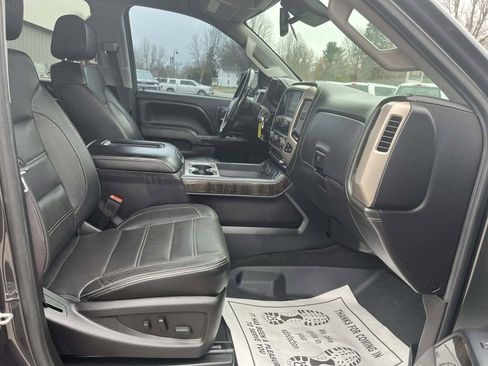 Used 2016 GMC Sierra 2500 Denali w/ Duramax Plus Package image 32