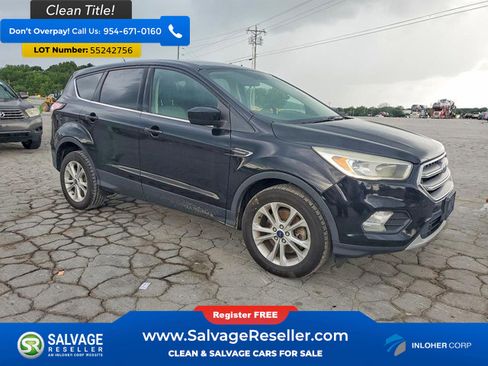Used 2017 Ford Escape SE w/ SE Cold Weather Package AWD/4WD image 5