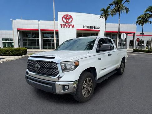 Used 2020 Toyota Tundra SR5 w/ SR5 Upgrade Package AWD/4WD image 3
