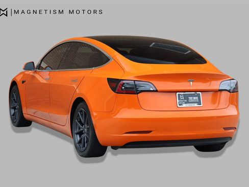 Used 2018 Tesla Model 3 Long Range RWD image 9