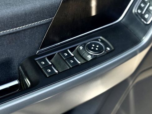 Used 2021 Ford F150 Lariat w/ Max Trailer Tow Package AWD/4WD image 12