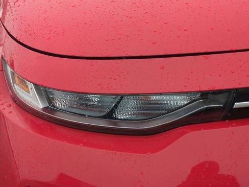 Used 2022 Kia Soul X-Line image 10