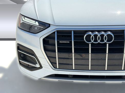Used 2023 Audi Q5 2.0T Premium w/ Convenience Package AWD/4WD image 11