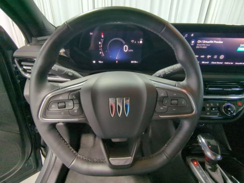 Used 2024 Buick Envista Sport Touring w/ Convenience I Package FWD image 22