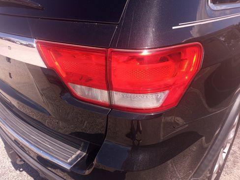 Used 2012 Jeep Grand Cherokee Overland image 38