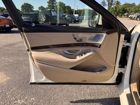 Used 2019 Mercedes-Benz S 450 Sedan image 17