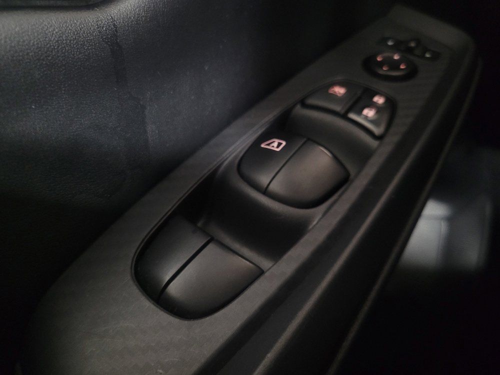 Used 2021 Nissan Sentra S FWD image 27