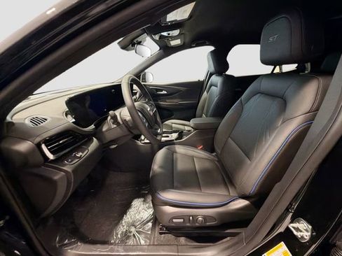 New 2026 Buick Envista Sport Touring w/ Convenience I Package image 17