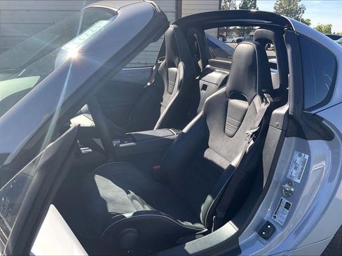 Used 2024 MAZDA MX-5 Miata RF Club w/ Interior Package image 25